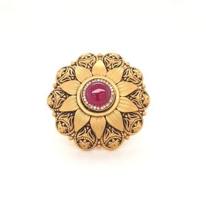 GOLD ANTIQUE COCKTAIL RING WITH RED STONE 27