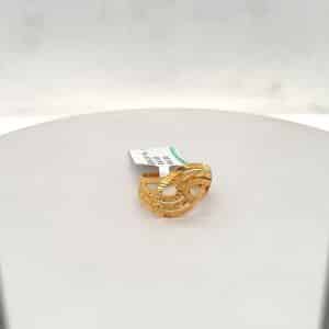 Gold Traditional Ladies Ring 153
